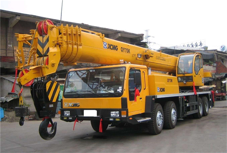 本溪吊车出租选择重点